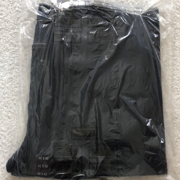 Hollister Classic Straight Dark Wash size 34x34 - Picture 3 of 5